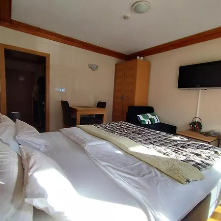 Apartamento 216 Nim Unutar Kompleksa Vucko